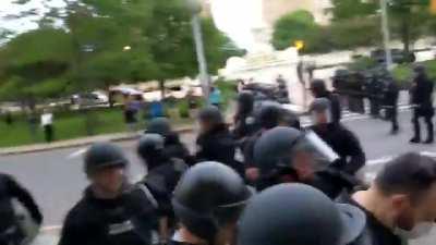 CW: BLOOD. 2 officers shoving an elderly man, who walked up to them, to the ground. Reports say the man suffered a laceration & possible concussion.