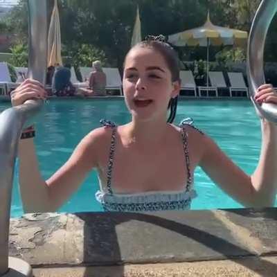 Kiernan Shipka bouncing up and down
