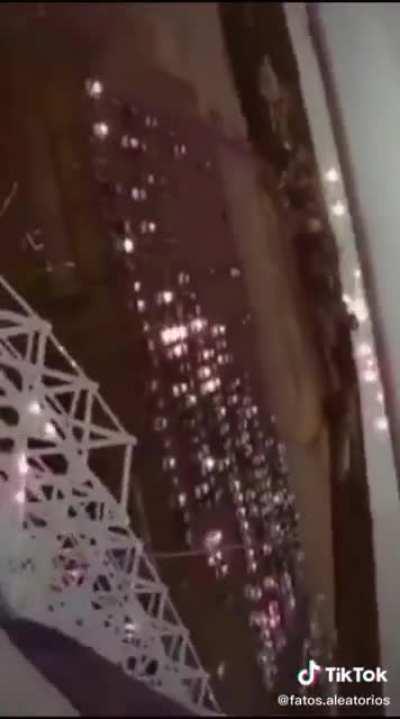 Move your cellphone in the direction the cart goes