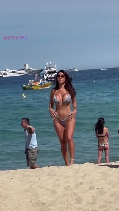 She looks so good 😍