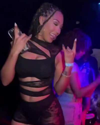 Parker McKenna Posey 