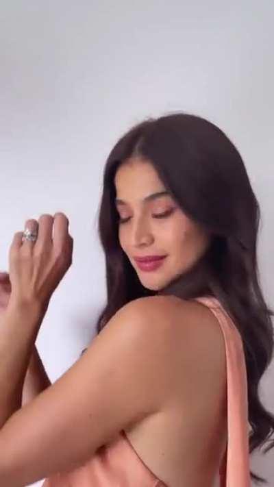 Anne Curtis