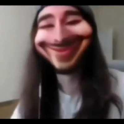 Throw back to When CallMeCarson got accused of sharing CP on his Discord