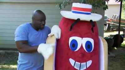 Everyone wants to take a picture with my weenier