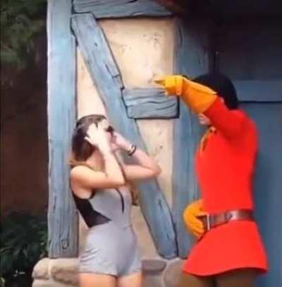 Woman inappropriately touching Gaston at Disneyland gets told off