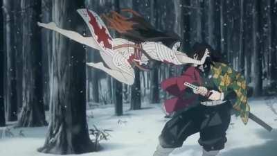 nezuko chan levou porrada no primeiro episódio