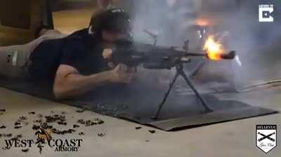 700 выстрелов подряд