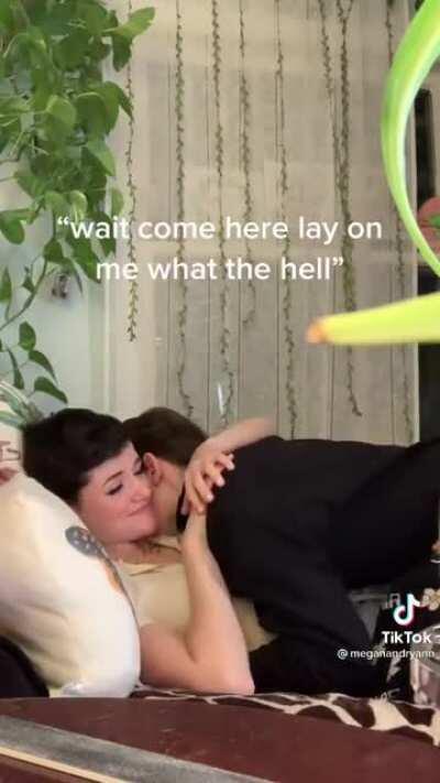 I want a heating pad too... 🥺❤️