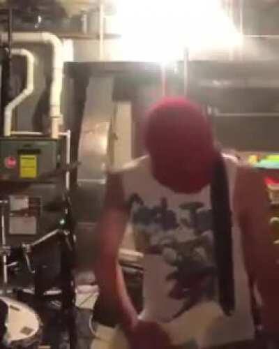 guys /uj what is the riff??