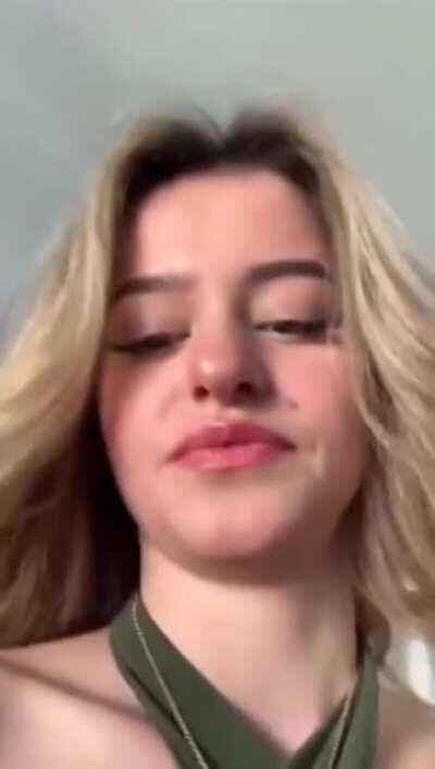 [BEST QUALITY] - The Nip Slip cropped and perfectly trimmed