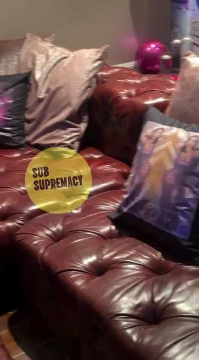 Flip stumbled upon the shrine of Thicko 😂😂😂