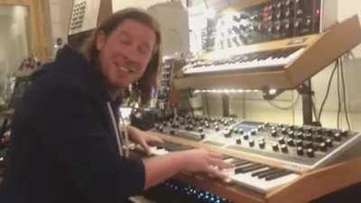 Happy synth weekend everyone! Which synth is currently your favorite? New or old?