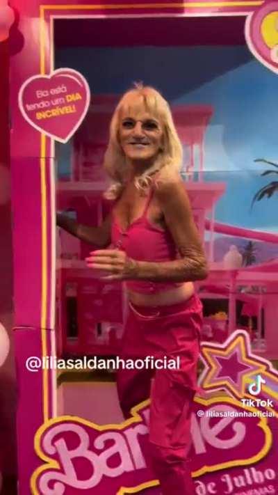 Feliz dia da Barbie!