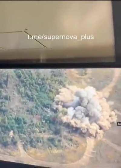 Russian soldier is vaporized by Ukrainian artillery strike