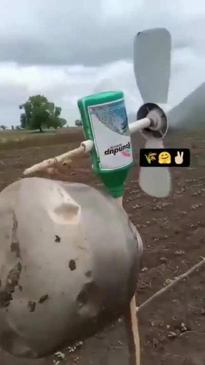 This gadget keeps birds away from newly planted seeds