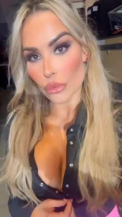 Nattie Killing it on Raw ❤️