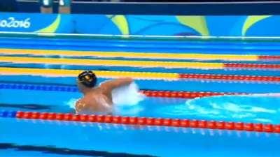 This Olympic swimmer's reaction to a false start
