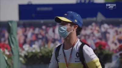 Daniel Ricciardo hyping up the fans yesterday