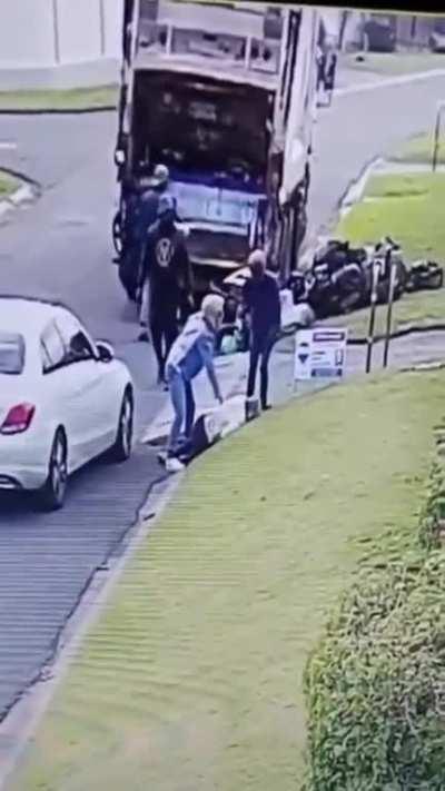 And he finishes off in style ðð