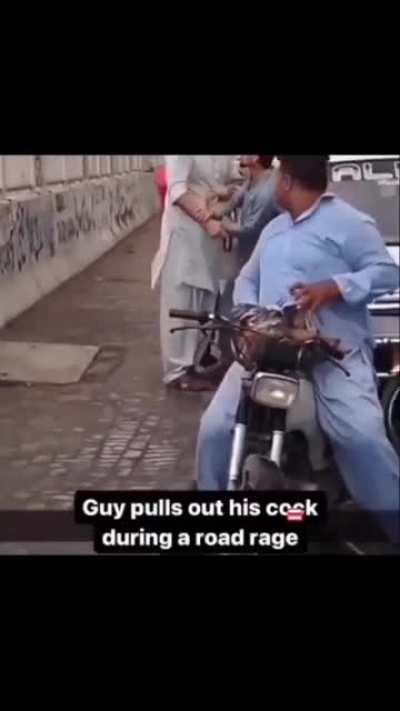 Guy pulls out his C0Ck during a road rage (ironically)