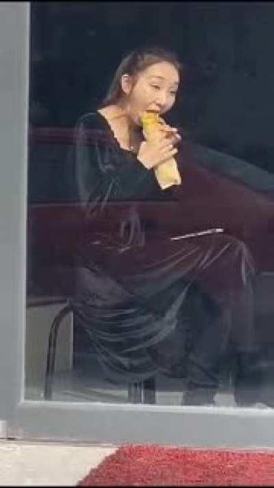 Do put your dick in that