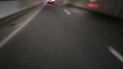 17/2 talon sprinting towards the 2/18 tristana while intentionally going trough vision (SOUND WARNING IM NOT FUCKING KIDDING)