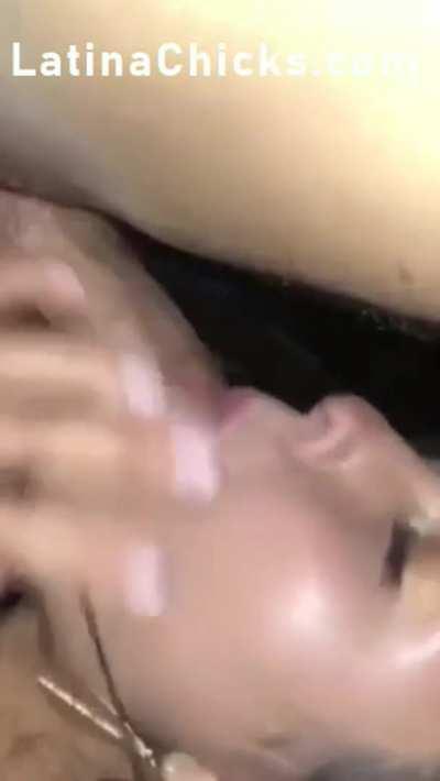 latina en la intimidad