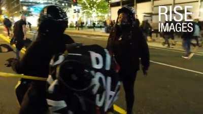 Let me just pull this knife out aaaaand...I just got KO'ed