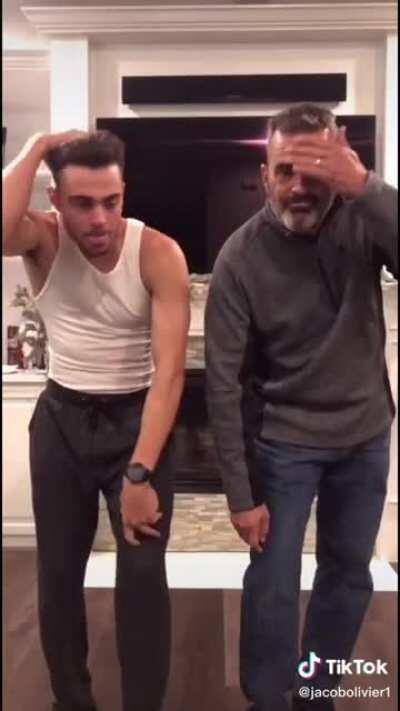 cwingetopia usews offended by maid dwess uwu