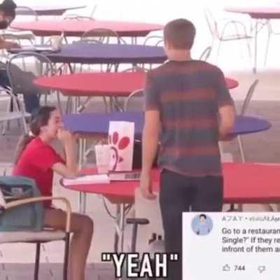 gUy mUrdErs lOneLy gIrl iN broad dAylIght