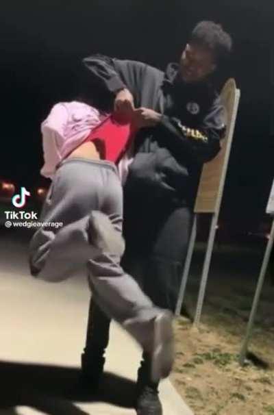 who tryna get wedgied 👀🤣