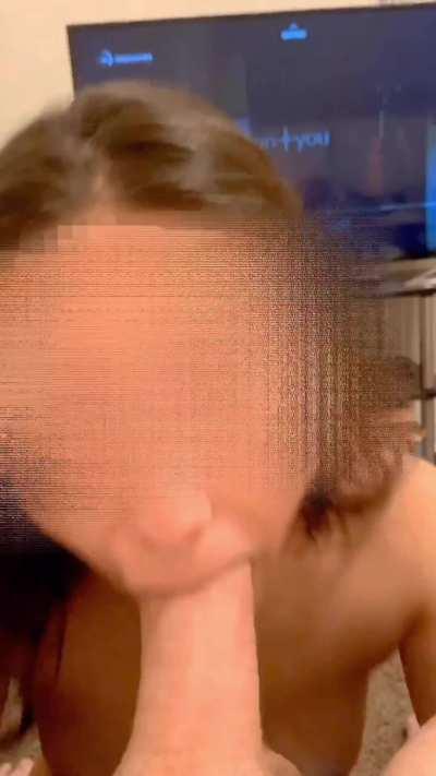 im 19... watch me suck this big white cock. my asian ex would probably cry if he saw this.