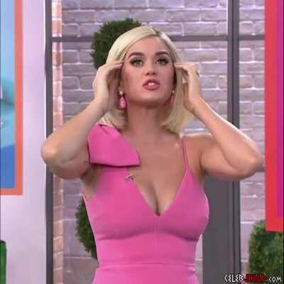 Katy Perry needs a rough titfuck🤤
