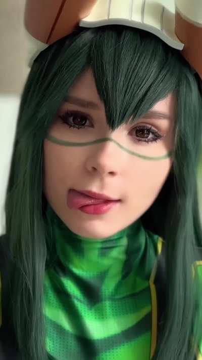 Tsuyu Asui [My Hero Academia] (SweetieFox)