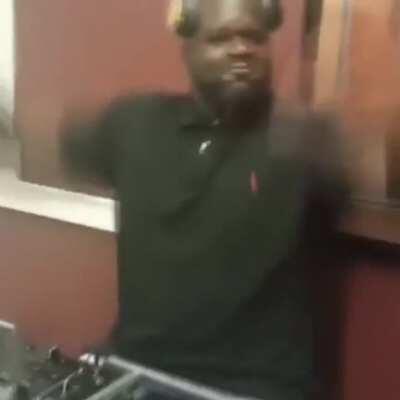 Shaq knows what the jams are