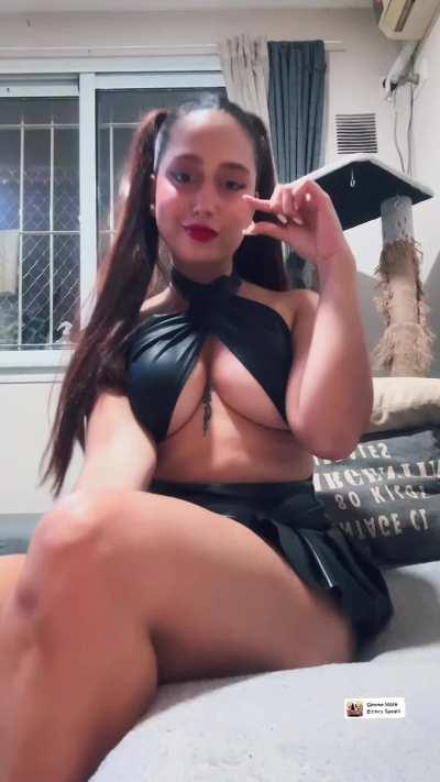 Never did such a beautiful goddess put you in place of beta with a short and useless penis, I hope you know how to appreciate it, kneel down and ask for forgiveness