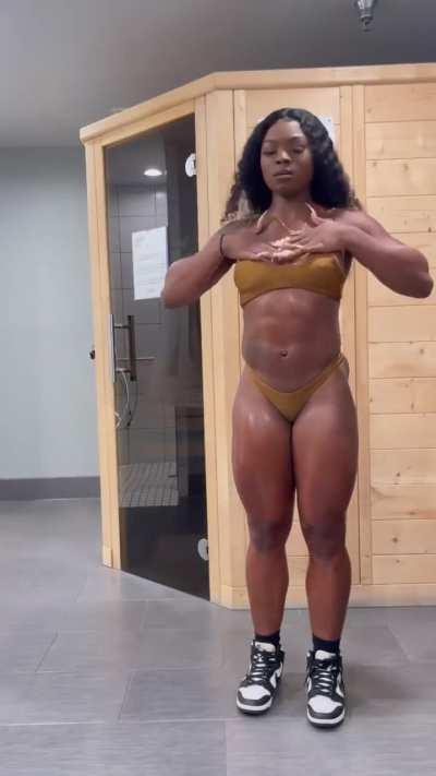 Why do u like to lift? Cuz it make me look like this 💁🏾‍♀️