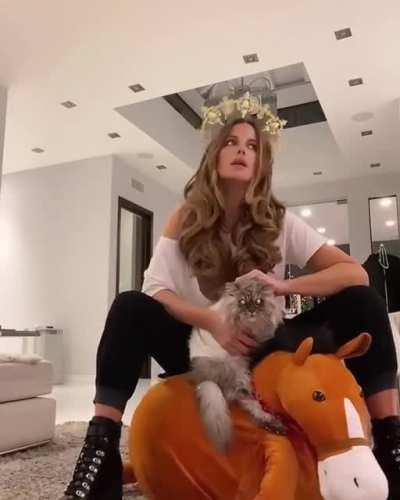 Kate is a killer queen