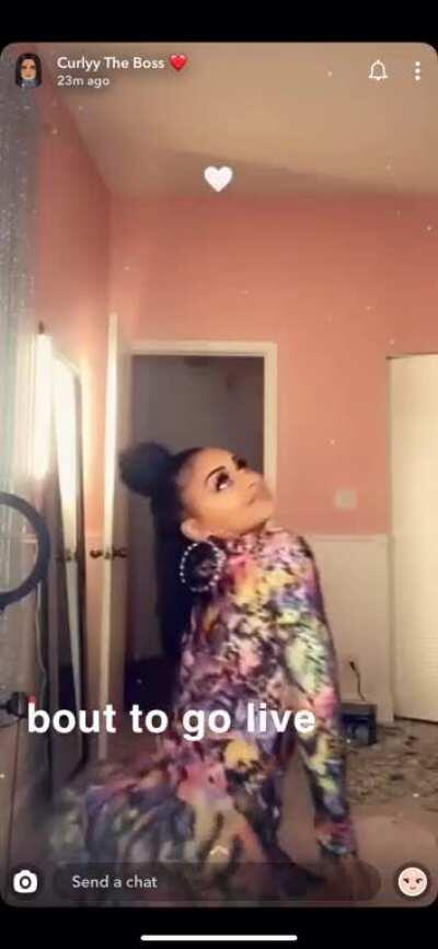 Recent snap 👀🍑