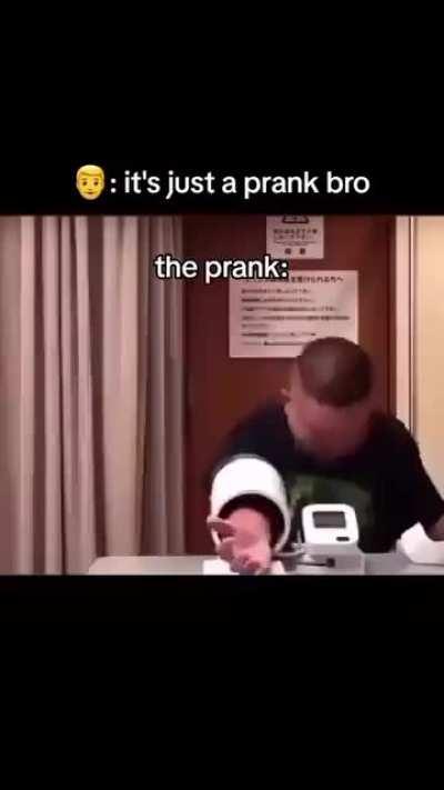 Prank em john