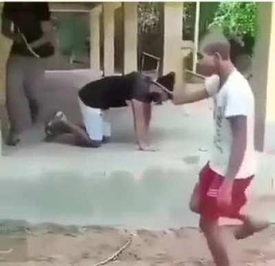 Momento tercer mundo