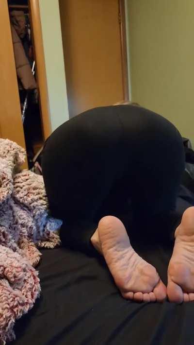 Afternoon farts and spanks