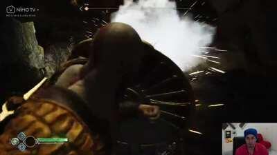 depois de morrer 9283774x ele conseguiu, danyel com y, o nome da monstro! mlk é um deus do game