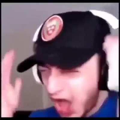 metralhadora de memes a 140km/hr