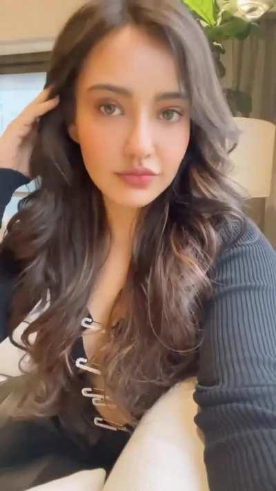 Neha Sharma 😍😍