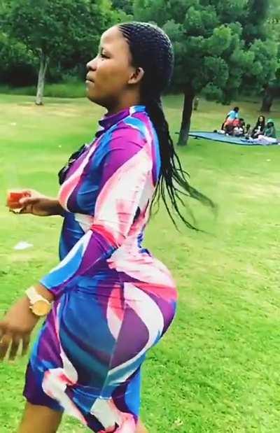 A big ass walk in the park..... Instagram's @lemo_lucia