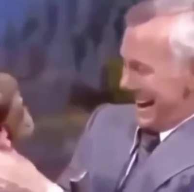 DONT LAUGH AT HIM 😡