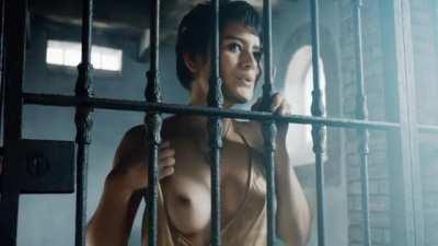 Rosabell Laurenti-sellers On Game Of Thrones