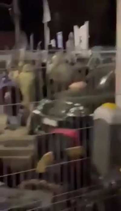 Kaha gye humanity ke chode....jis ukraine ko support kar rhe the.....vohi Ukrainian forces Indian students ko maar rhe hai..ab kaha hai humanity..is post ko har subreddit mein share karo..