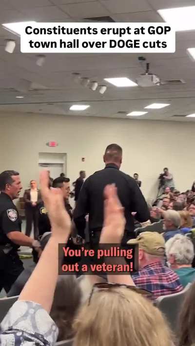 A Veteran got removed by police from a republican Town Hall Meeting